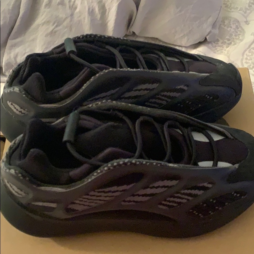 COPY - Kids yeezy boost alvah